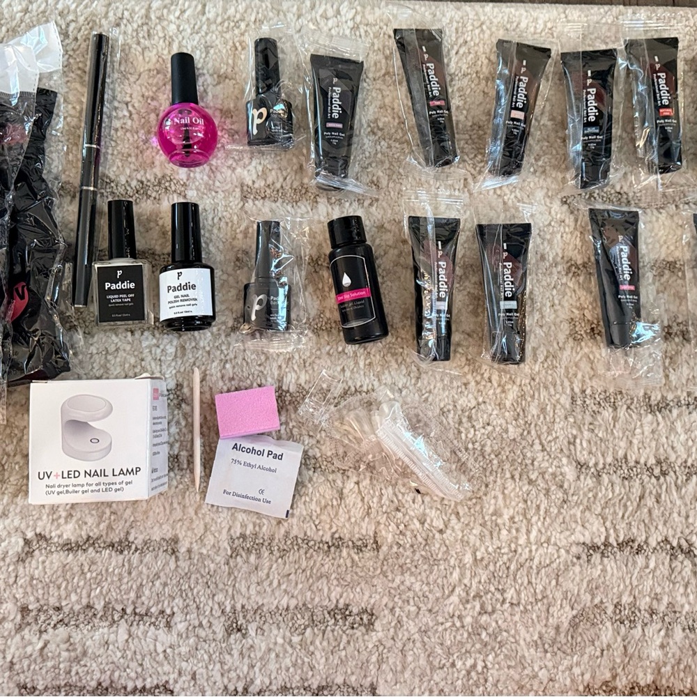 SOLD Complete Paddie Gel Beginner Nail Kit – New In Box 💅✨